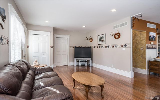 67325 Lowe Plank Road, Lenox Township, MI 48050