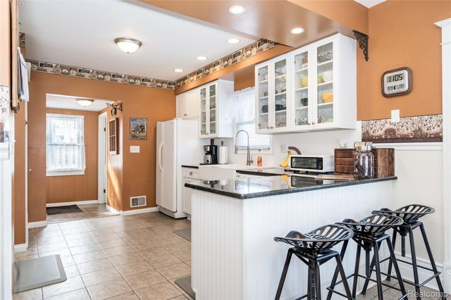 67325 Lowe Plank Road, Lenox Township, MI 48050