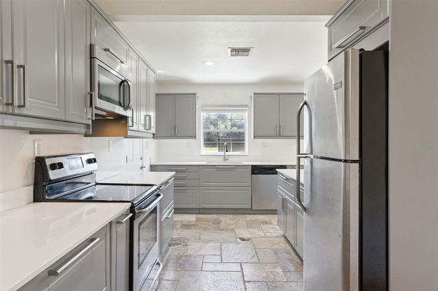 4722 N ORANGE BLOSSOM TRAIL, Mount Dora, FL 32757