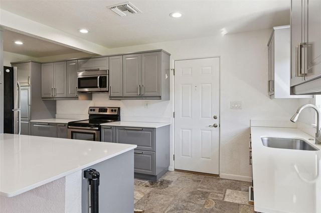 4722 N ORANGE BLOSSOM TRAIL, Mount Dora, FL 32757