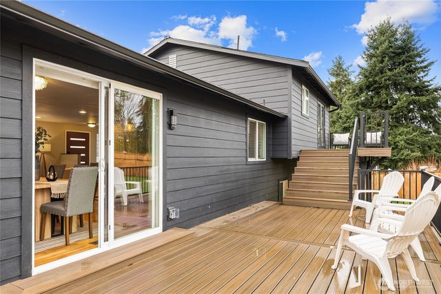 23614 39TH Place W, Brier, WA 98036