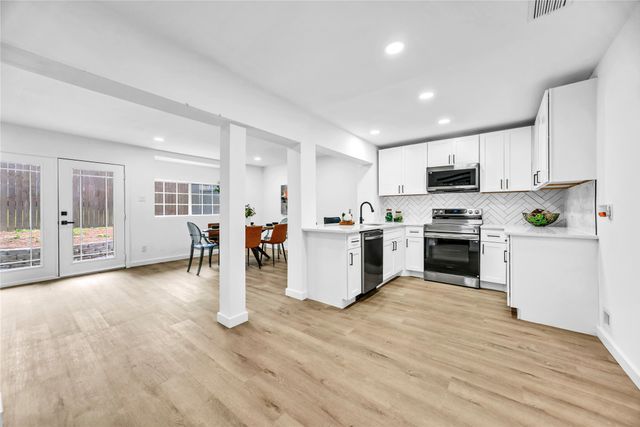 1804 Fernwood Circle, Carrollton, TX 75006