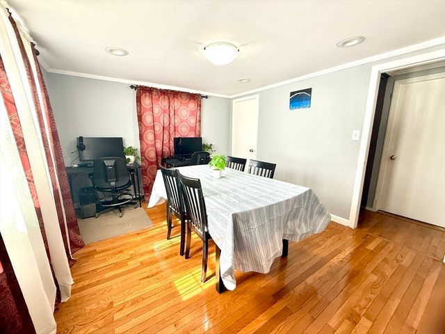 12 Carron Ln, Oxford, MA 01540