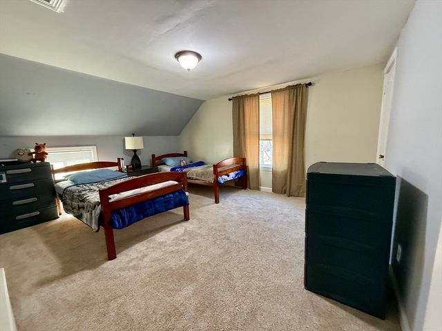 12 Carron Ln, Oxford, MA 01540