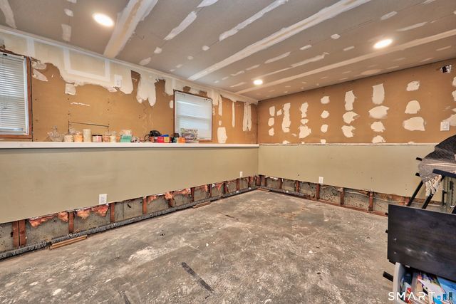 41 Quinn Street, Naugatuck, CT 06770