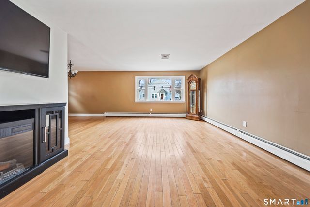 41 Quinn Street, Naugatuck, CT 06770