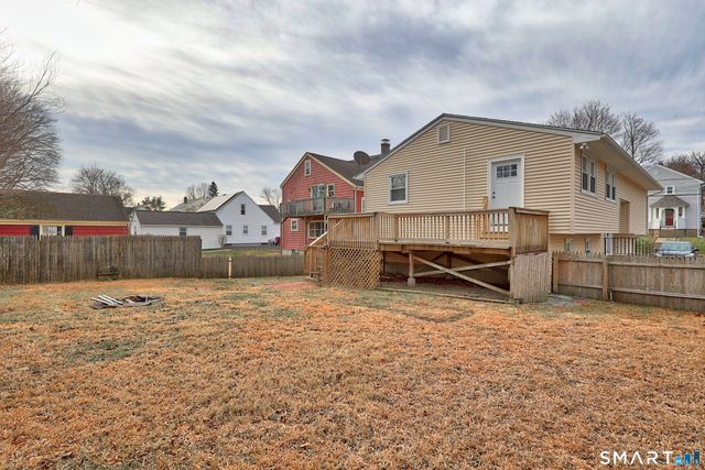 41 Quinn Street, Naugatuck, CT 06770