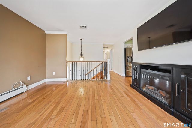 41 Quinn Street, Naugatuck, CT 06770