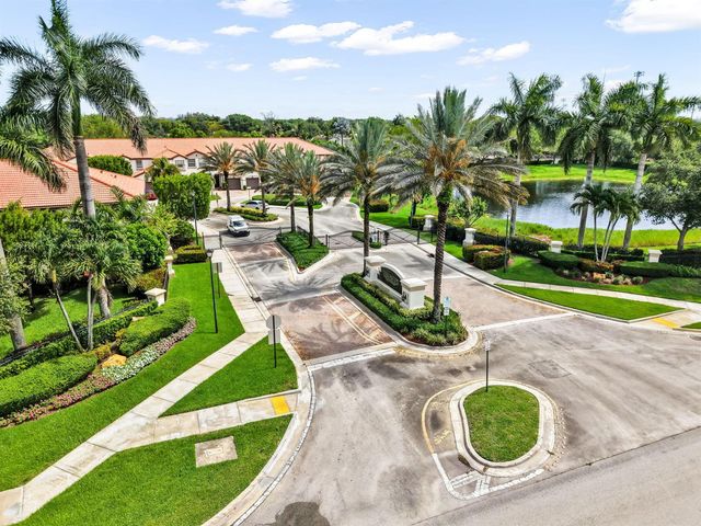 9731 Darlington Place, Cooper City, FL 33328
