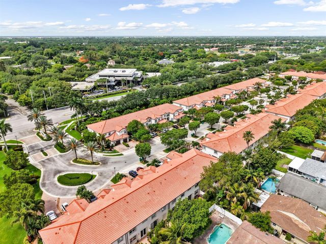 9731 Darlington Place, Cooper City, FL 33328