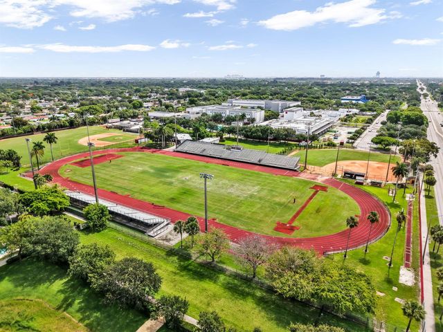 9731 Darlington Place, Cooper City, FL 33328