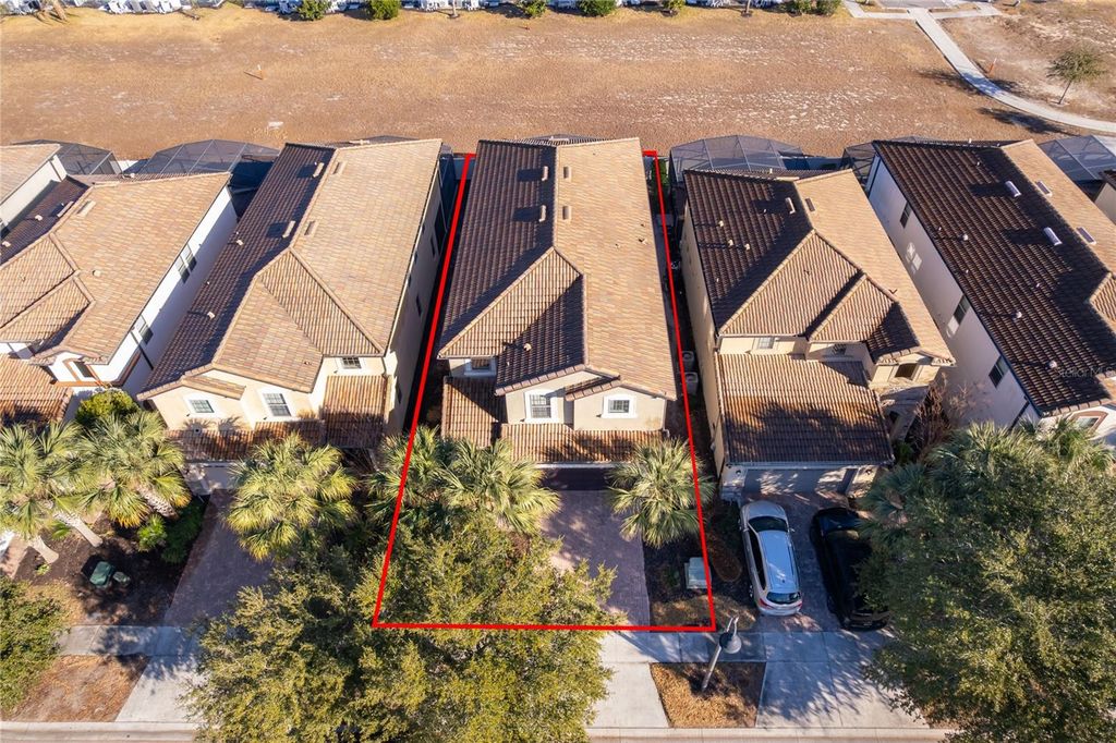 Image 4 of property listing at 8897 RHODES STREET, Kissimmee, FL 34747