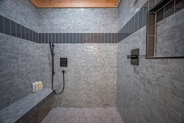 193 Pontoosuc Drive, Mineral Bluff, GA 30559