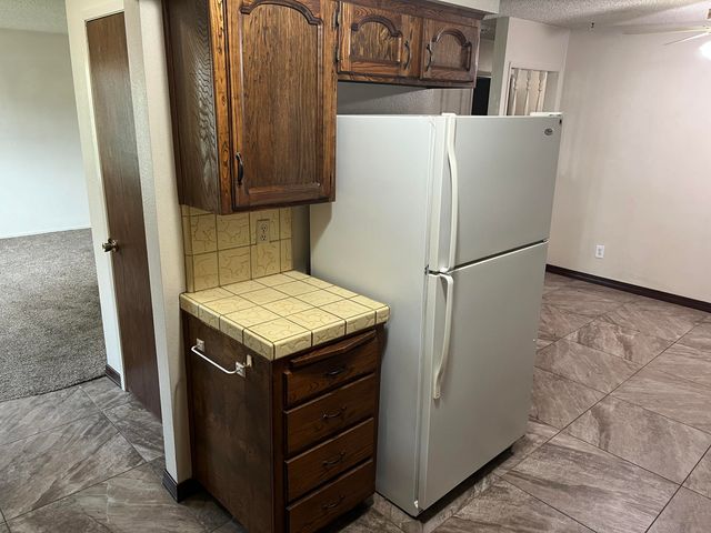 4701 W Laurel Avenue, Visalia, CA 93277