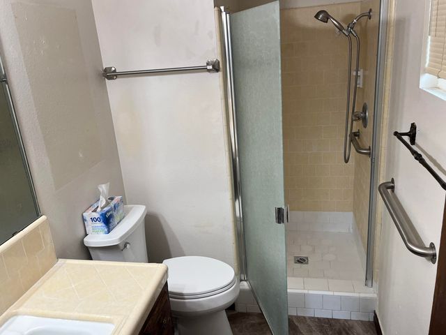 4701 W Laurel Avenue, Visalia, CA 93277