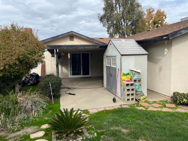 4701 W Laurel Avenue, Visalia, CA 93277