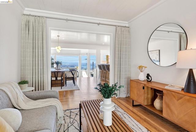 731 Grizzly Peak Blvd, Berkeley, CA 94708