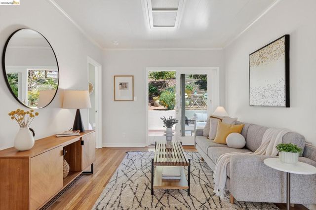 731 Grizzly Peak Blvd, Berkeley, CA 94708