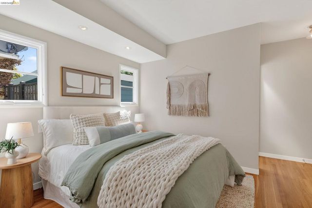 731 Grizzly Peak Blvd, Berkeley, CA 94708