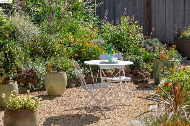 731 Grizzly Peak Blvd, Berkeley, CA 94708