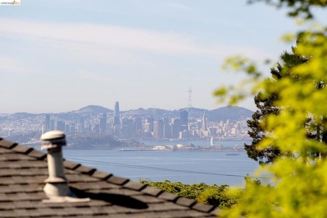 731 Grizzly Peak Blvd, Berkeley, CA 94708