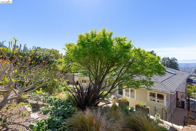 731 Grizzly Peak Blvd, Berkeley, CA 94708