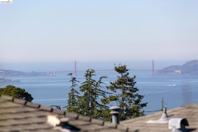 731 Grizzly Peak Blvd, Berkeley, CA 94708