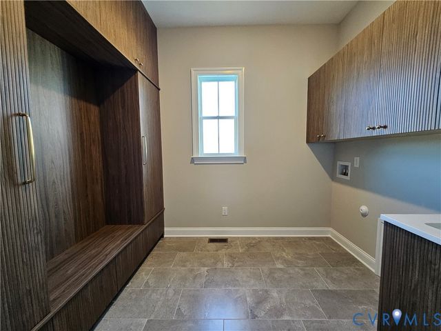 9598 Sweet Tanin Ct, New Kent, VA 23124