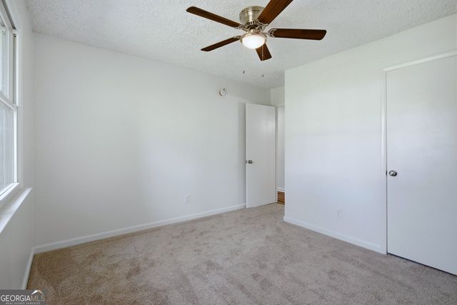 16 Rosenwald Drive, Hampton, GA 30228