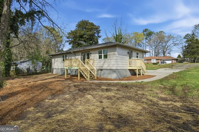 16 Rosenwald Drive, Hampton, GA 30228