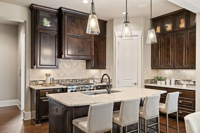3807 Toro Canyon RD 8, Austin, TX 78746