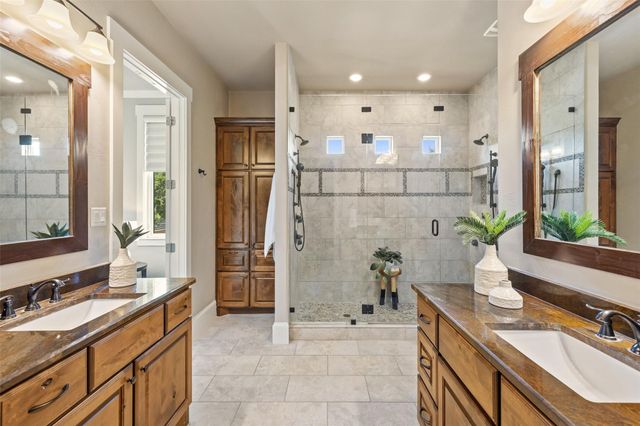3807 Toro Canyon RD 8, Austin, TX 78746