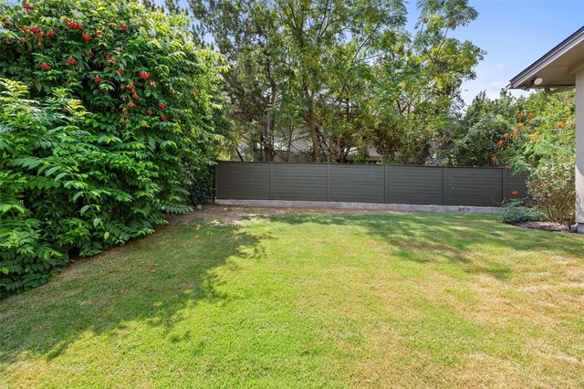 3807 Toro Canyon RD 8, Austin, TX 78746