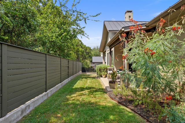 3807 Toro Canyon RD 8, Austin, TX 78746