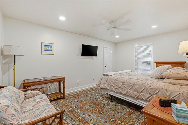3625 Glennmoor Drive, Pfafftown, NC 27040