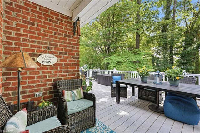 3625 Glennmoor Drive, Pfafftown, NC 27040