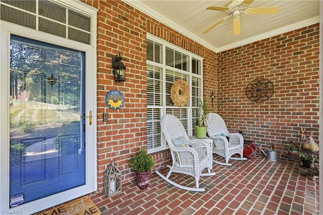 3625 Glennmoor Drive, Pfafftown, NC 27040