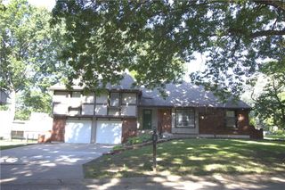 12840 ST ANDREWS Drive, Kansas City, MO 64145