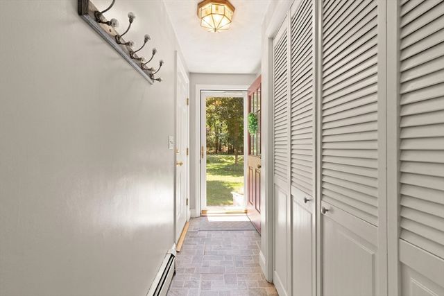4 Quail Run Rd, Norfolk, MA 02056