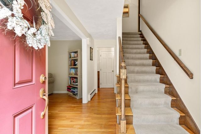4 Quail Run Rd, Norfolk, MA 02056