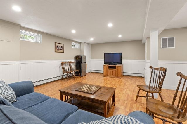 4 Quail Run Rd, Norfolk, MA 02056