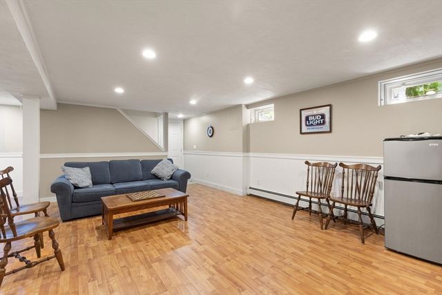 4 Quail Run Rd, Norfolk, MA 02056