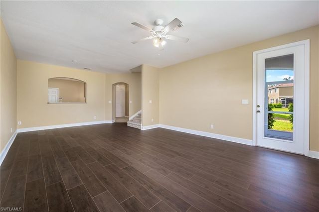 9745 Roundstone CIR, Fort Myers, FL 33967