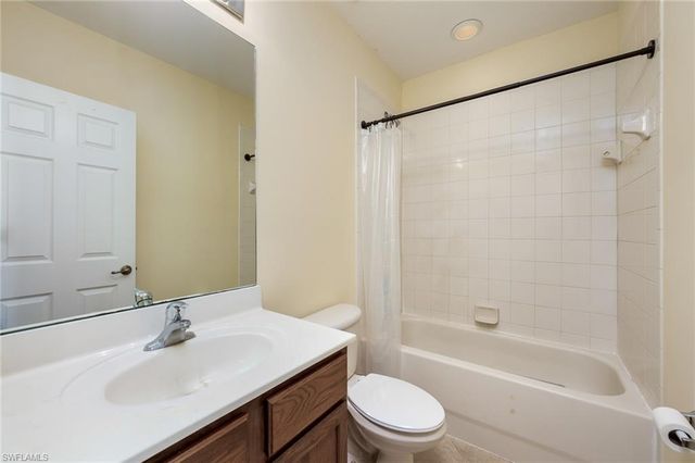 9745 Roundstone CIR, Fort Myers, FL 33967