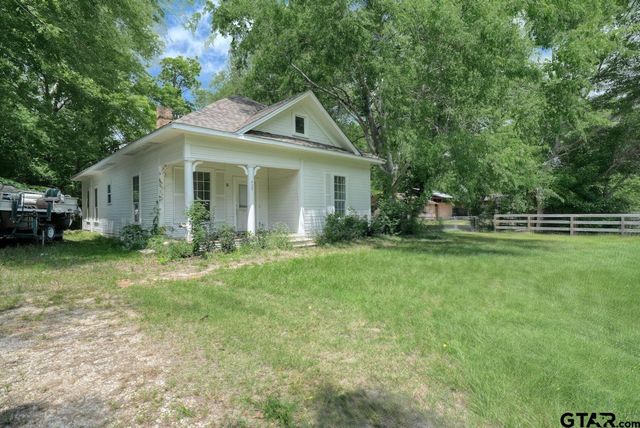 409 S Boyd St, Lindale, TX 75771