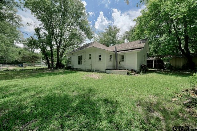 409 S Boyd St, Lindale, TX 75771
