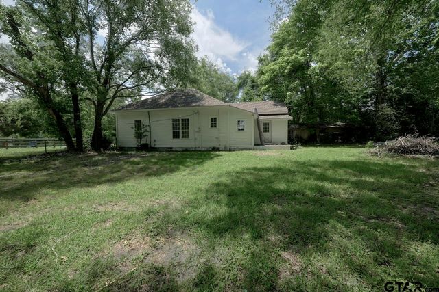 409 S Boyd St, Lindale, TX 75771