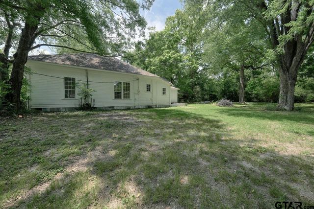 409 S Boyd St, Lindale, TX 75771