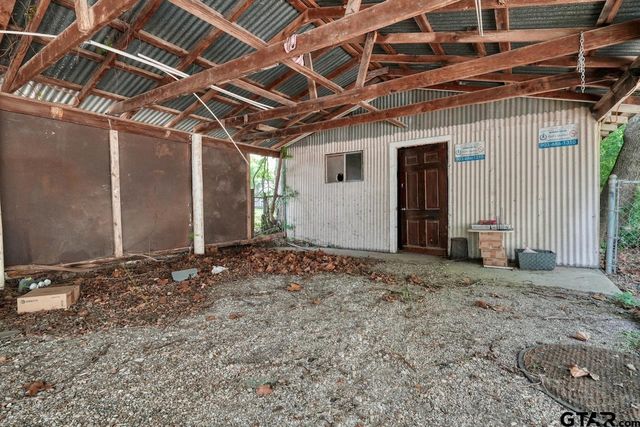 409 S Boyd St, Lindale, TX 75771