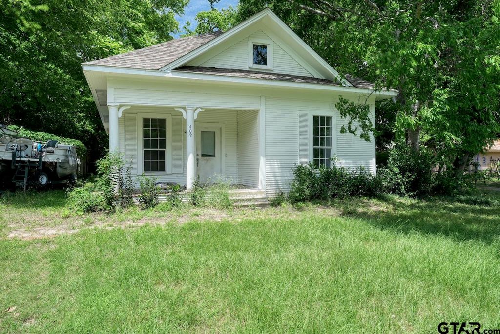 409 S Boyd St, Lindale, TX 75771